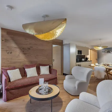 Apartment Moderne Proche Des Pistes Avec Parking A - Fr-1-563-140 Courchevel