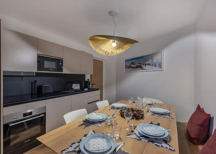 Moderne Proche Des Pistes Avec Parking A - Fr-1-563-140 شقة *